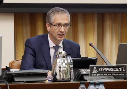 Pablo Hernández de Cos, gobernador del Banco de España, durante su comparecencia en el Congreso.