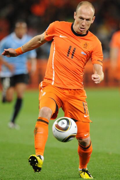 Robben durante el partido de semifinales ante Uruguay