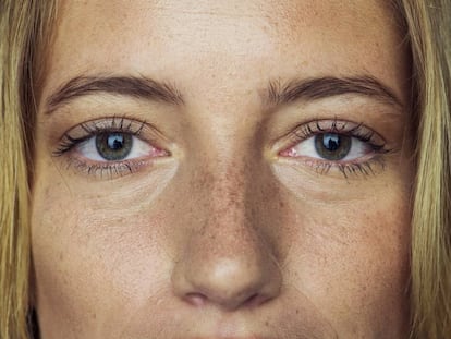 Seis cosas por las que podemos tener los "ojos cansados" (y no son la falta de sueño)