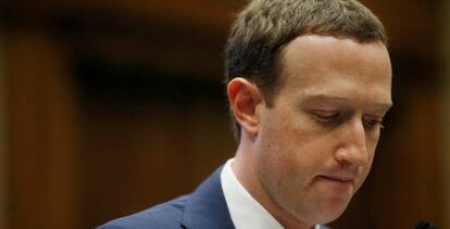 El CEO de Facebook, Mark Zuckerberg, durante su comparecencia en el Congreso. 