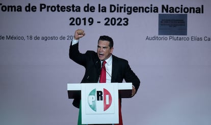 Moreno takes office as National Leader of the PRI's National Executive Committee in 2019.