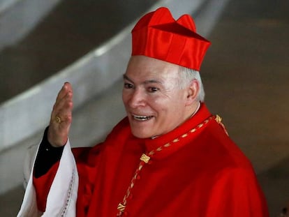 Carlos Aguiar Retes, a su llegada a la Basílica de Guadalupe.