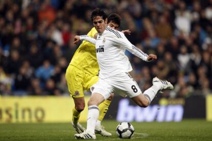 Kaká, en un remate a puerta.