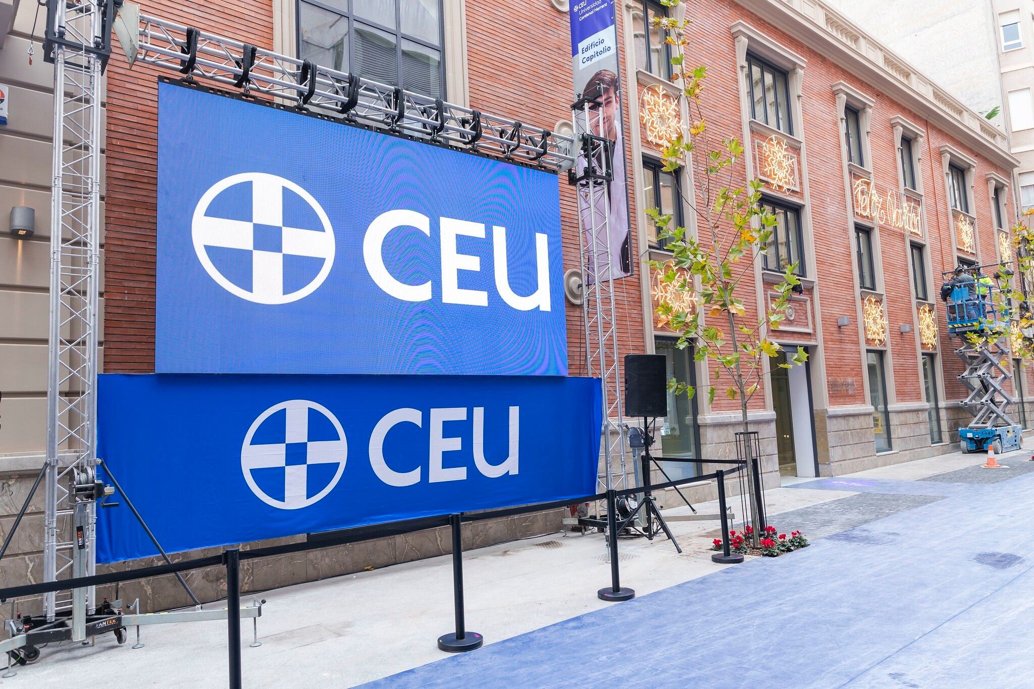 La Generalitat autoriza un grado de Medicina privado en el CEU de Elche tras poner trabas al de la Universidad de Alicante