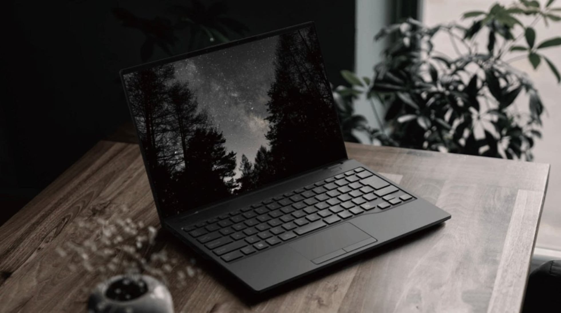 Fujitsu FMV Zero Lifebook, así es el portátil más ligero del mercado |  Gadgets | Smartlife | Cinco Días, image size:1960x1094