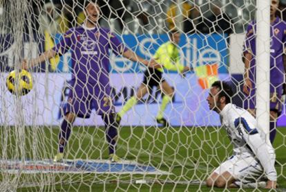 Pazzini logra el gol del triunfo del Inter