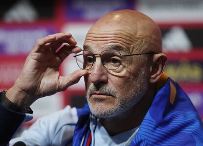 Luis de la Fuente, seleccionador español, durante la rueda de prensa previa al Escocia-España.