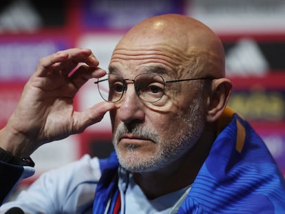 Luis de la Fuente, seleccionador español, durante la rueda de prensa previa al Escocia-España.