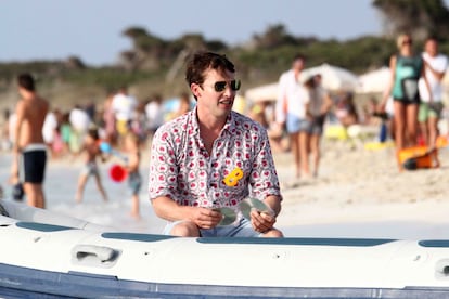 El cantante británico James Blunt es otro enamorado de Ibiza. Tanto que el próximo mes de septiembre se casará en la isla con la aristócrata Sofía Wellesley. 
