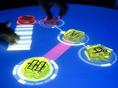 El público de la noche podrá jugar con el reactable, instrumento de música electrónica popularizado por Björk.