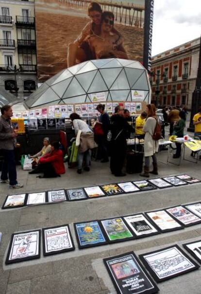 Preparativos del quinto aniversario del 15-M en la Puerta del Sol.