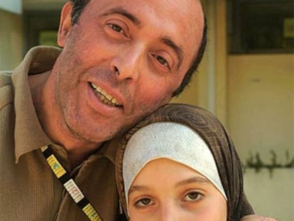 Abdel-Hakim Boufrioua con su hija Dunia.