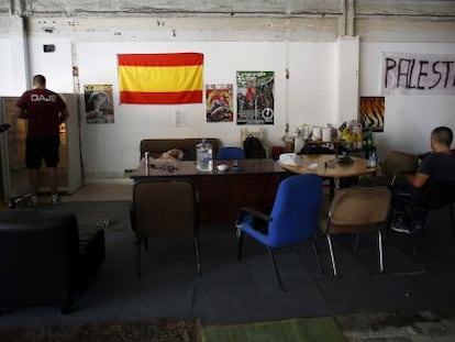 Sala del edificio de oficinas &#039;okupadas&#039; por ultraderechistas