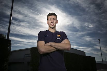 Lenglet, en la ciudad deportiva del Barça.