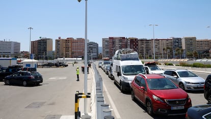 Imagen del puerto de Algeciras, uno de los municipios más endeudados de España.