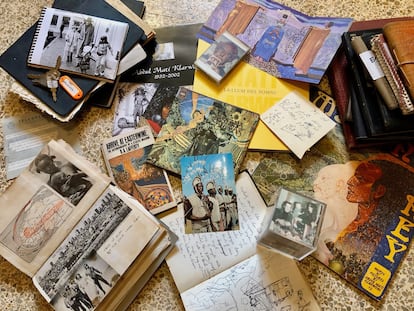 Documentos y diarios del artista pertenecientes al archivo Klarwein.