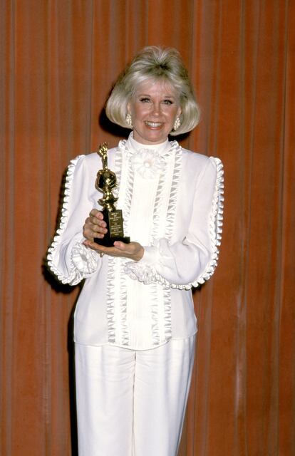 Doris Day, durante la 46ª entrega anual de los premios Golden Globe Awards, en el Beverly Hilton Hotel, en Beverly Hills, California, en 1989.