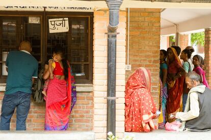 Lalgadh Leprosy Hospital & Services Centre (LLSC) está considerado uno de los más visitados del mundo. Más de 300 pacientes son atendidos diariamente en sus instalaciones. 

