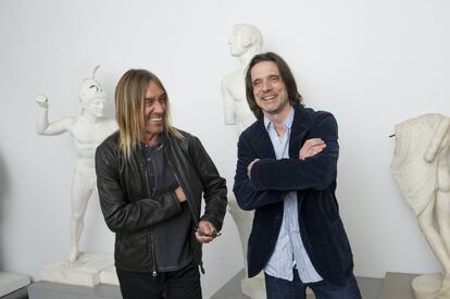 Iggy Pop (i) y Jeremy Deller.