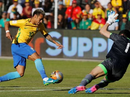 Goleiro Lampe levou a melhor em duelo contra Neymar.