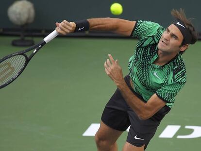 Federer durante el duelo contra Johnson