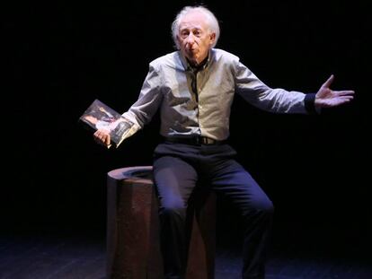El dramaturgo Albert Boadella, durante su obra &#039;El serm&oacute;n&#039;.