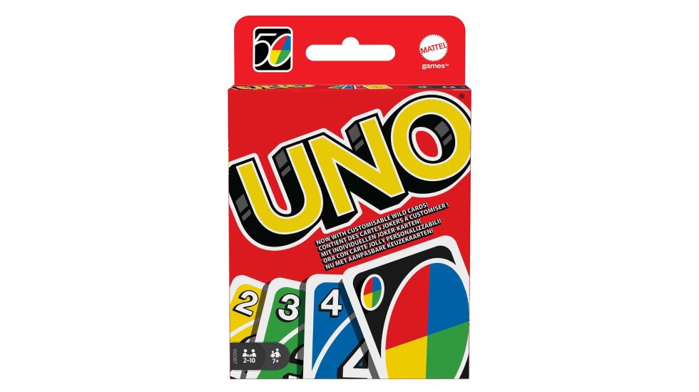 Vista frontal del juego de cartas 'UNO'.