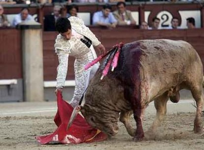 Miguel Abellán, en su segundo toro.