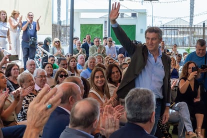 El presidente del PP, Alberto Núñez Feijóo, este miércoles en un mitin en Melilla. 
