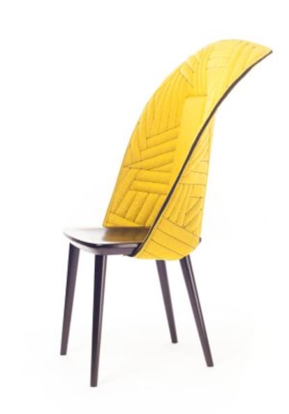 Una silla del estudio sueco Färg & Blanche.