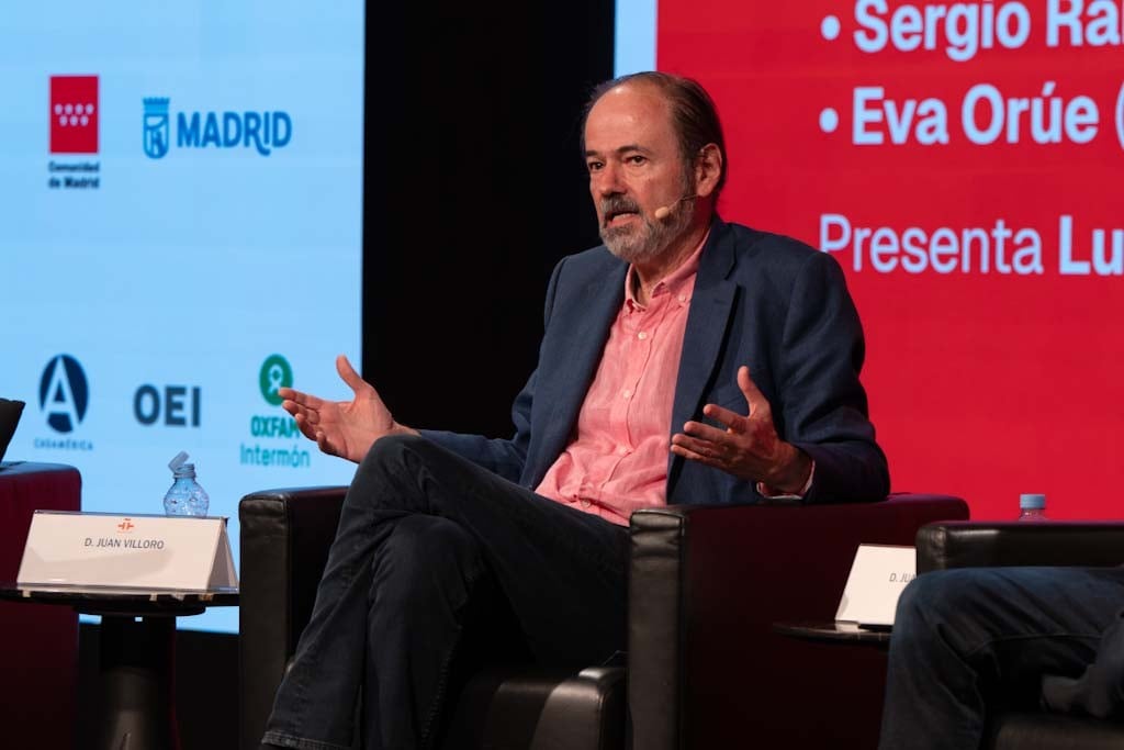 Juan Villoro y la lectura en tiempos de IA: “El informe PISA demuestra que la capacidad lectora ha disminuido significativamente”