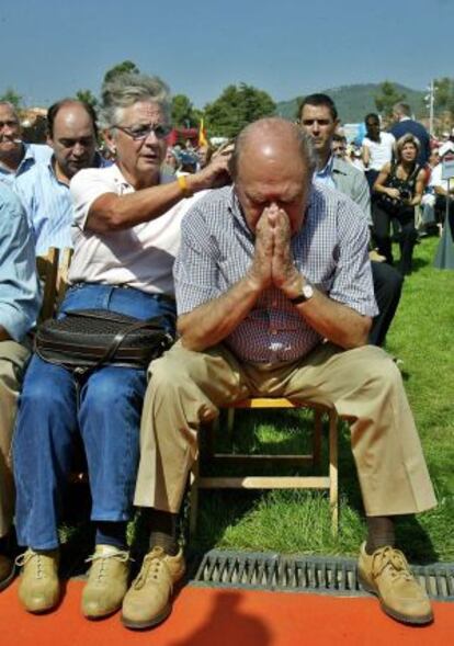 Marta Ferrusola y Jordi Pujol durante la fiesta de CiU en 2003.