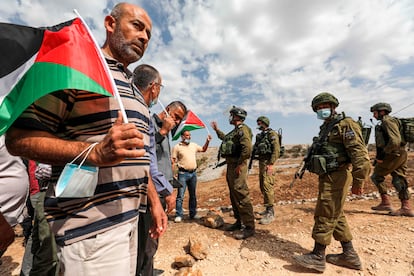 Manifestación palestina contra un asentamiento judío el pasado viernes en Cisjordania.