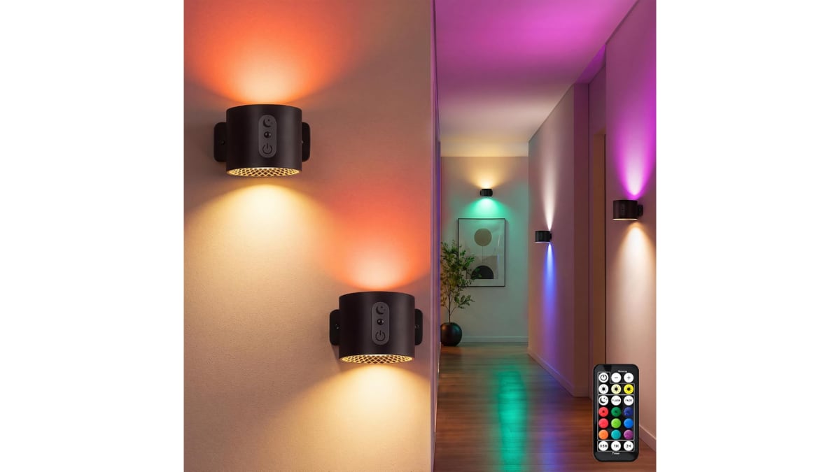 Estas lámparas de pared incluyen un mando a distancia.