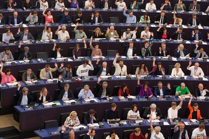 Diputados del Parlamento Europeo, durante una sesión plenaria, esta semana en Estrasburgo.