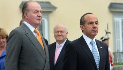 Juan Carlos I y Felipe Calderón, en Madrid en junio de 2008.