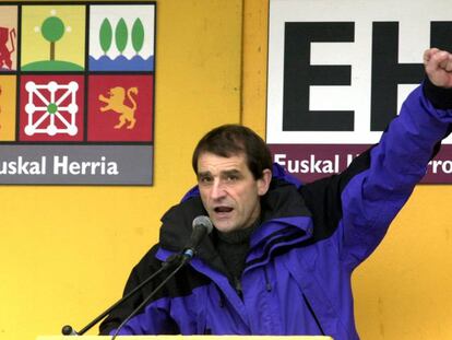 Josu Ternera in 2001, when he was a candidate for the Basque party Euskal Herritarrok.