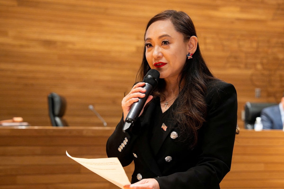 A California mayor admits to having acted as an agent of the Chinese government