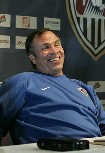 Bruce Arena, seleccionador de EE UU.