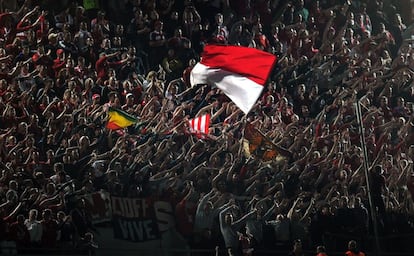 La afición del Bayern Munich en el Camp Nou.