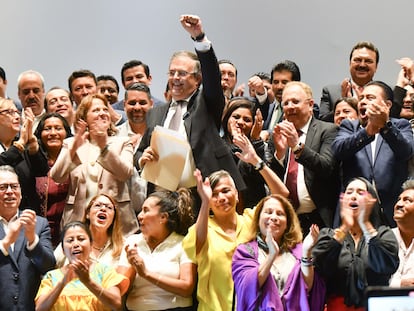 Marcelo Ebrard durante el anuncio de su próxima renuncia a la secretaría de relaciones Exteriores, el 6 de junio en Ciudad de México.