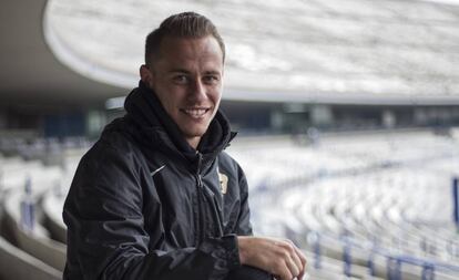 Abraham en el estadio de Ciudad Universitaria de la UNAM