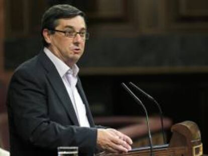 El portavoz de la Izquierda Plural, José Luis Centella. EFE/Archivo