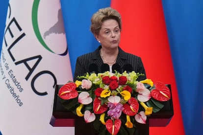Rousseff da un discurso, en calidad de presidenta de los BRICS, en la reciente cumbre China-Celac, en Pekín, el pasado 13 de mayo.