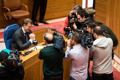 Alberto N&uacute;&ntilde;ez Feij&oacute;o, durante la sesi&oacute;n de investidura en el Parlamento gallego.