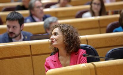 La ministra de Hacienda, María Jesús Montero, en el Senado.