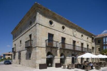 Fachada del Parador de Argómaniz.