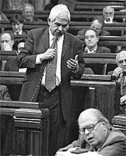 Pasqual Maragall en el Parlament.