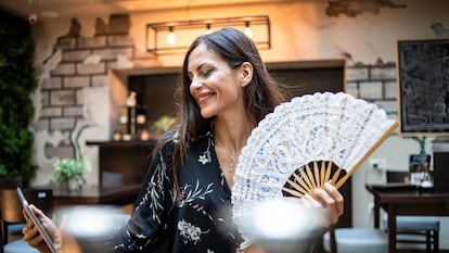 Algunos modelos están diseñados con tejido de encaje, ideales para complementar looks más elegantes. GETTY IMAGES.