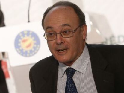 El gobernador del Banco de Espa&ntilde;a, Luis Linde